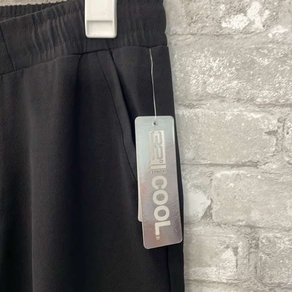 32 Degrees Black Joggers - Picture 2 of 7